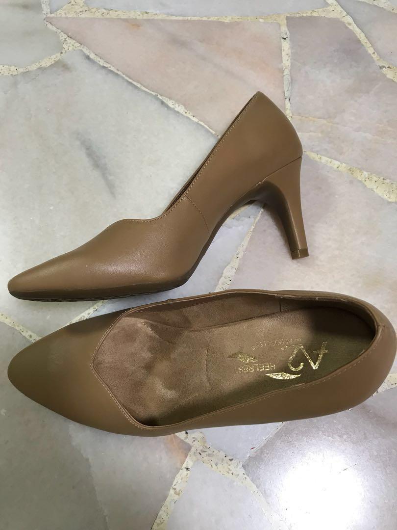 Aerosoles heel rest shoes online