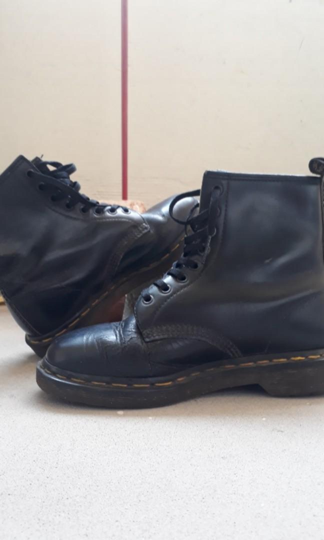 DISCOUNTED]Doc Martens Black Boots, Men 