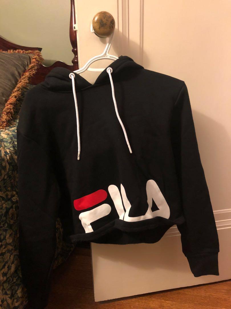 fila cropped sweater