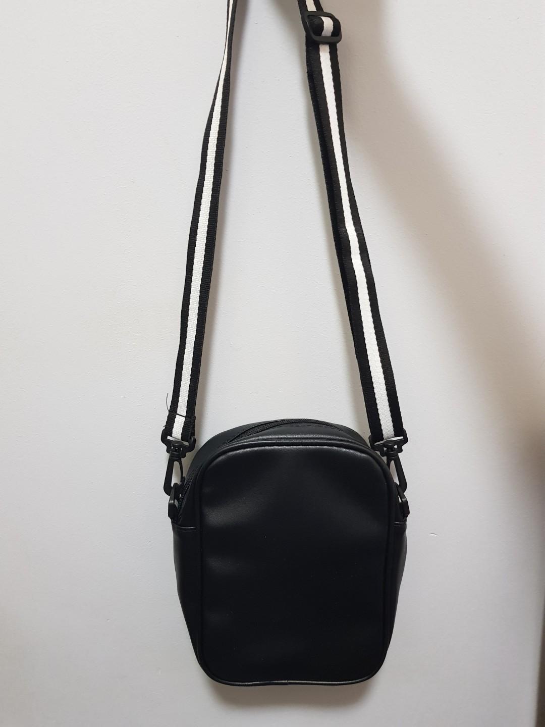 Fila wego shoulder bag new arrivals