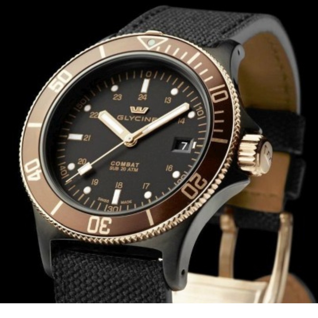 Goldeneye glycine top