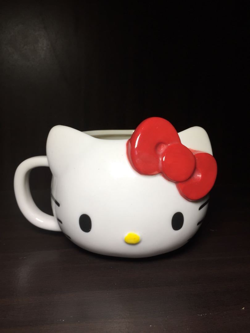 Hello kitty die cut mug original Sanrio, Furniture & Home Living ...