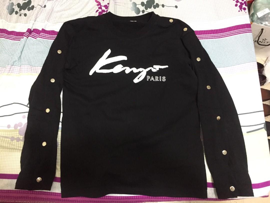 Kenzo pullover (Category: Hoodies) located in Singapore. Submitted by yeong898 (Listing ID 201864683, Image 1). Description: Only wear twice Condition 10/10.