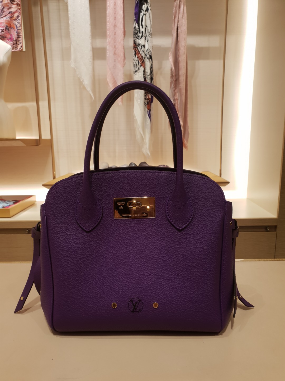 Louis vuitton milla pm top
