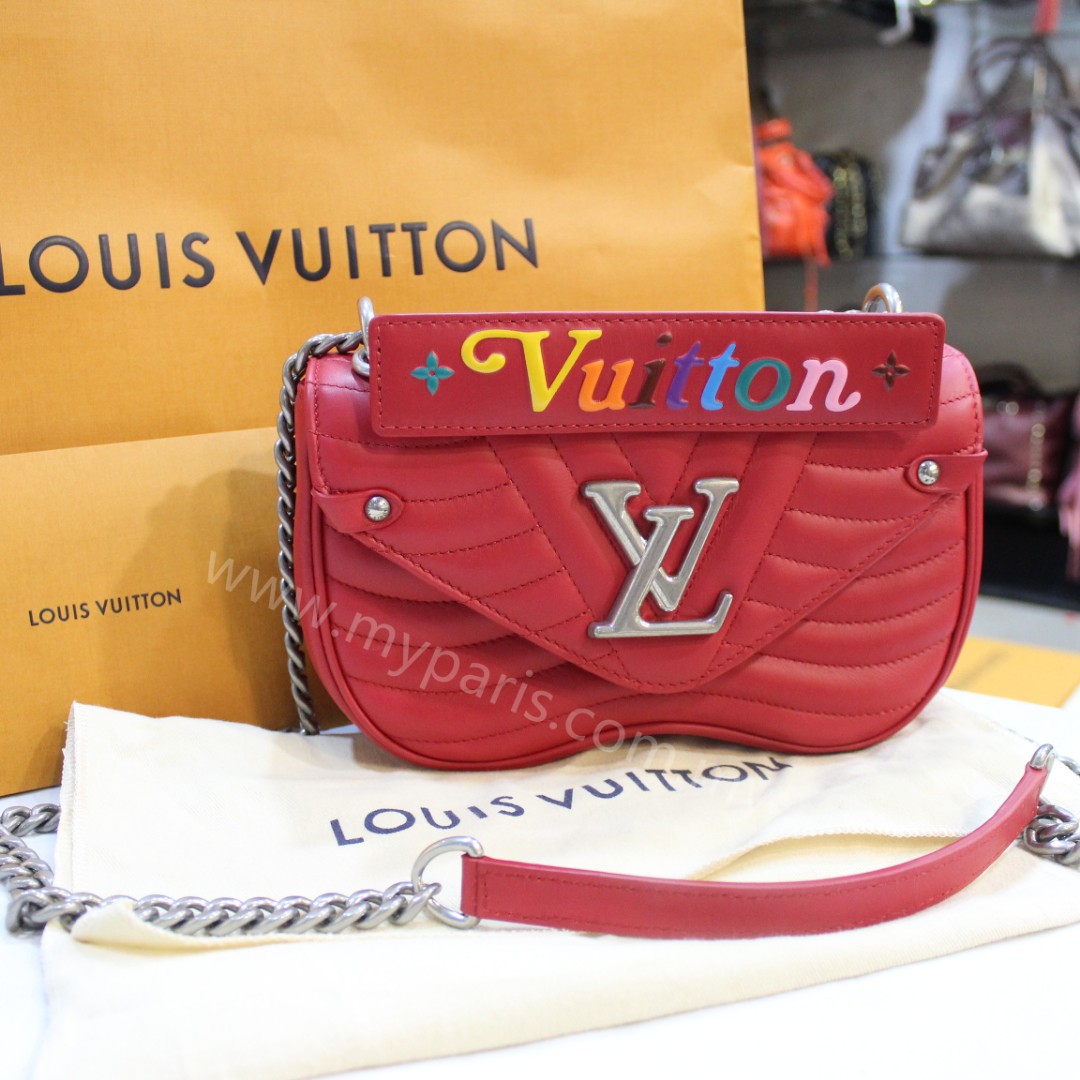 WTS : LOUIS VUITTON NEW WAVE CHAIN BAG PM - Bags & Luggage