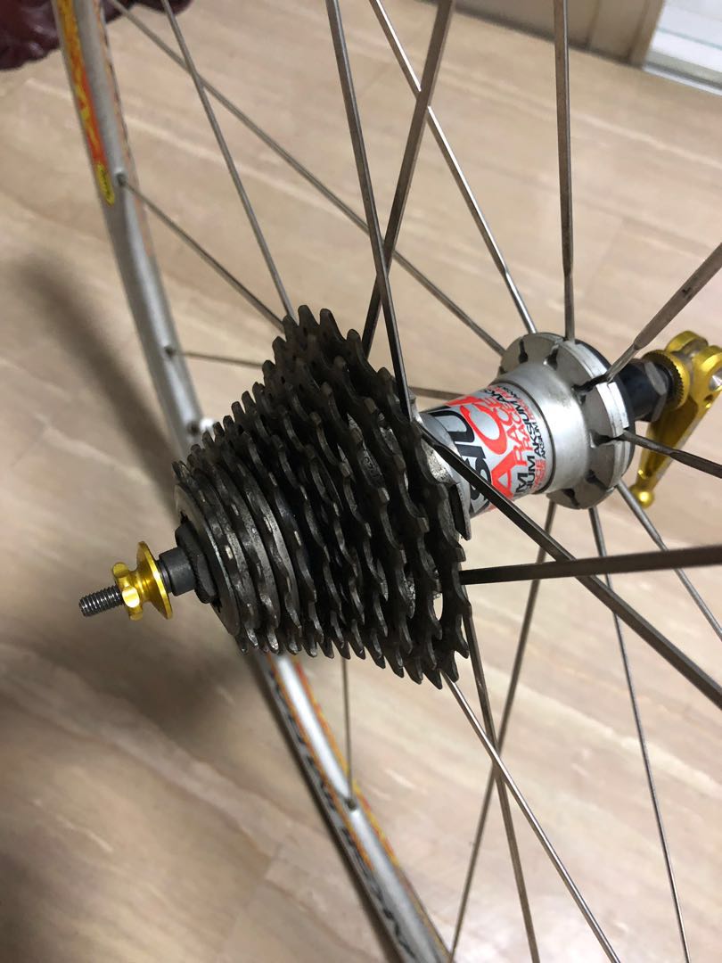 Mavic Aksium race road bike wheel set 10speed