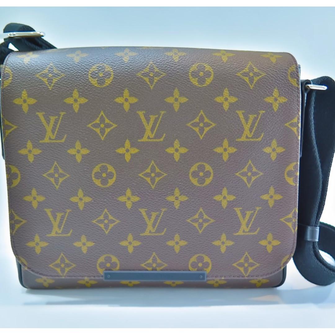 Louis Vuitton Monogram Macassar District PM M40935 Women's Shoulder Bag