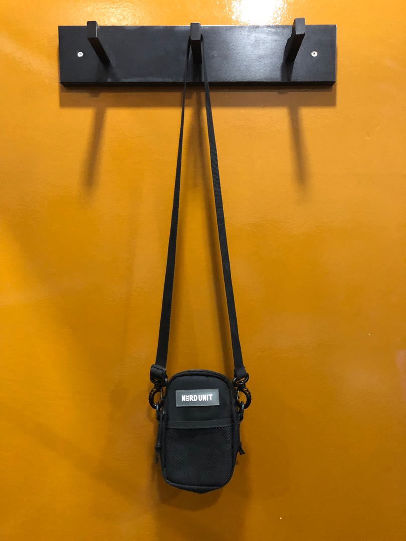 nerdunit sling bag
