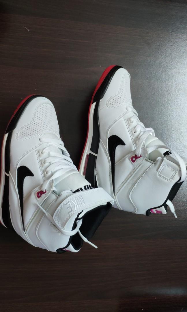 nike revolution sky