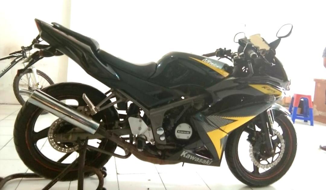 Ninja 150Rr Th2014 pajak hidup panjang kredit untuk wilayah ...