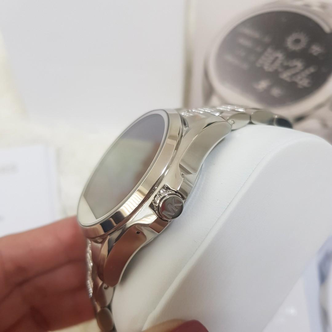 Michael kors access unisex 45mm shop silvertone bradshaw touchscreen smart watch