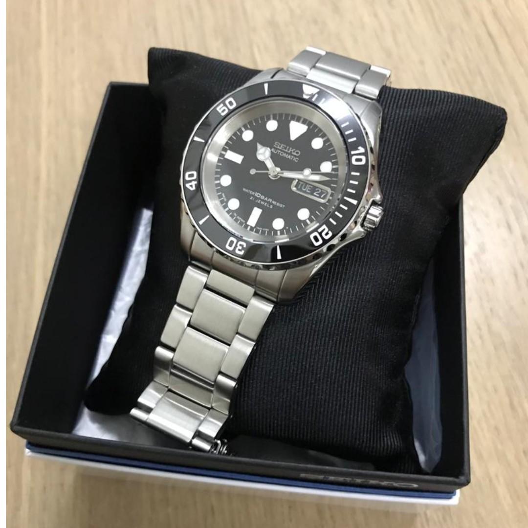 seiko submariner snzf17j1