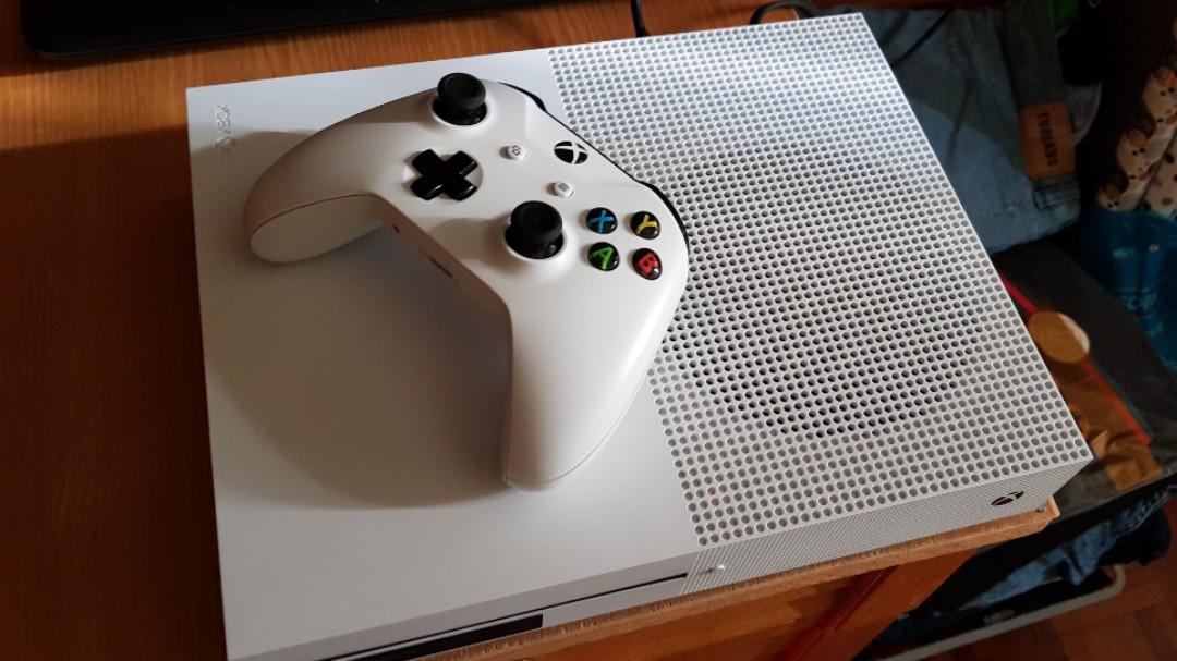 Xbox One S 1tb Toys Games Video Gaming Consoles On Carousell