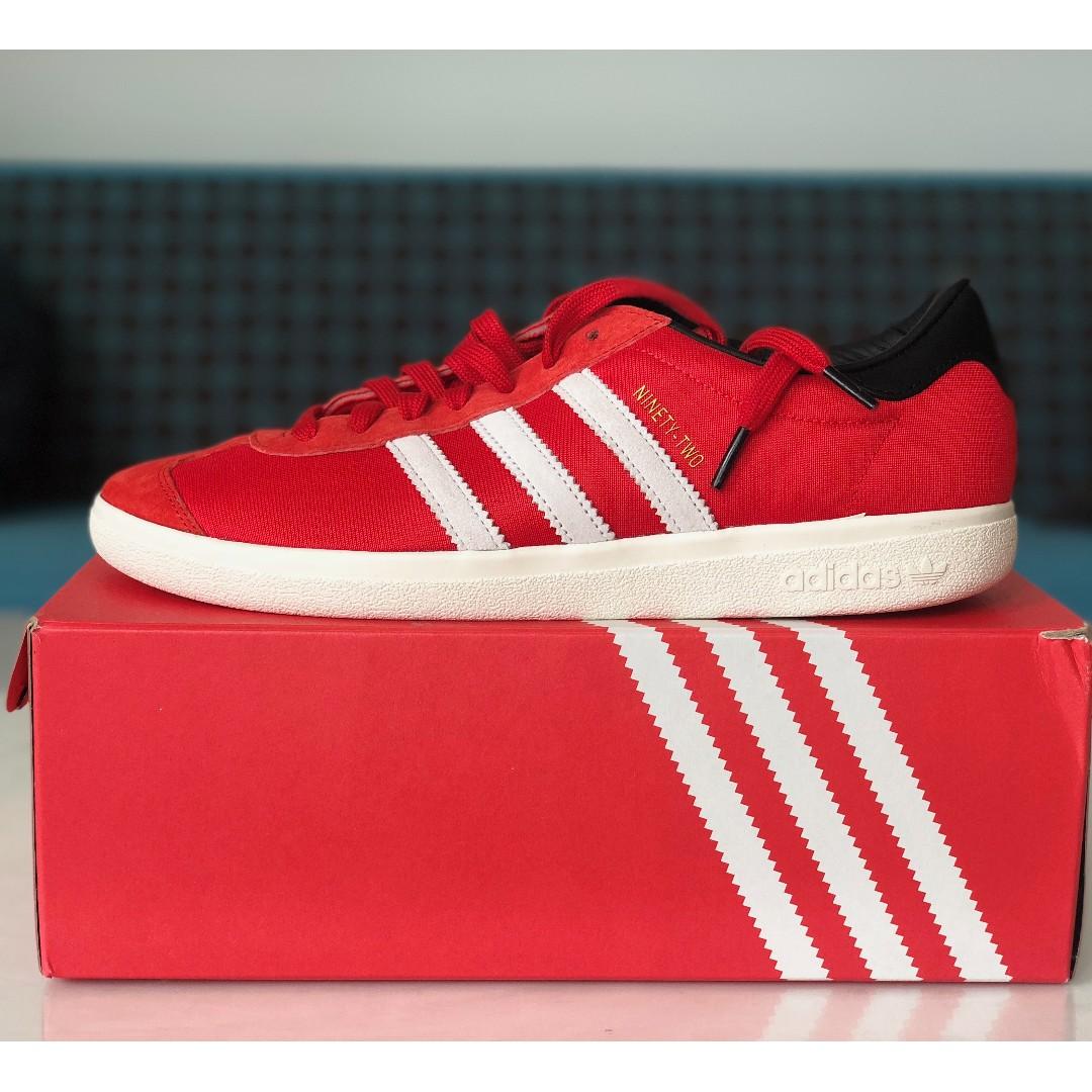 Adidas Ninety Two Manchester United Limited Edition Shoes Men S Fashion Footwear Sneakers On Carousell