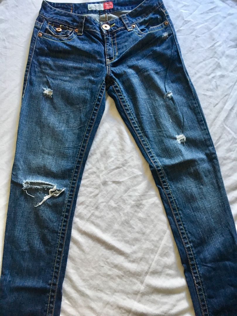 aeropostale ripped jeans womens