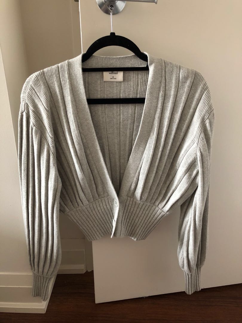 Aritzia thais cardigan Women s Fashion Clothes on Carousell