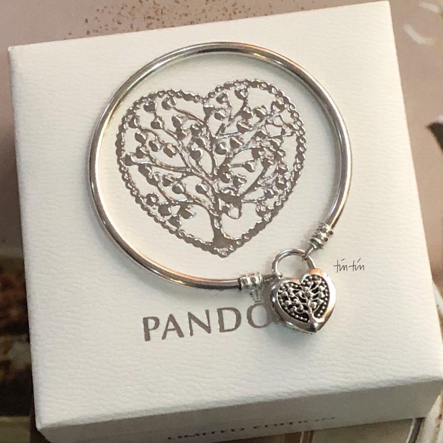 Flourishing heart sale padlock bangle