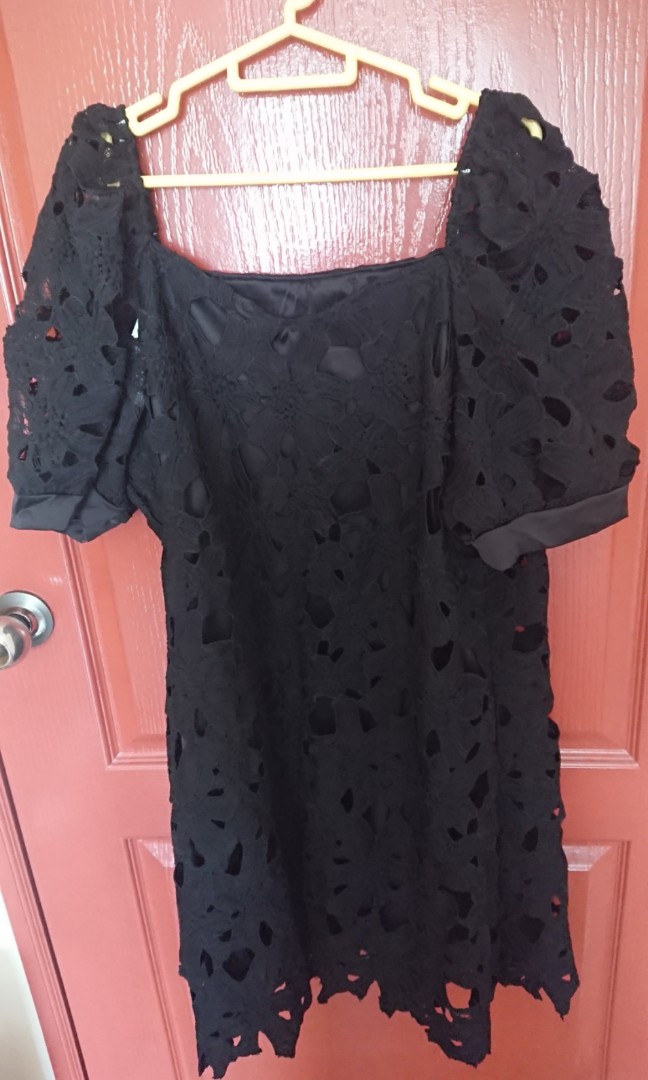 black floral tunic top