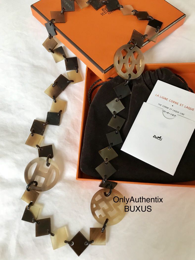 Hermes Buffalo Horn and Cherry Lacquer Horn Pendant Necklace - Yoogi's  Closet
