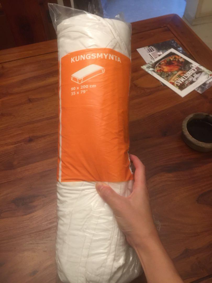 IKEA KUNGSMYNTA MATTRESS PROTECTOR SINGLE BED, Furniture & Home Living