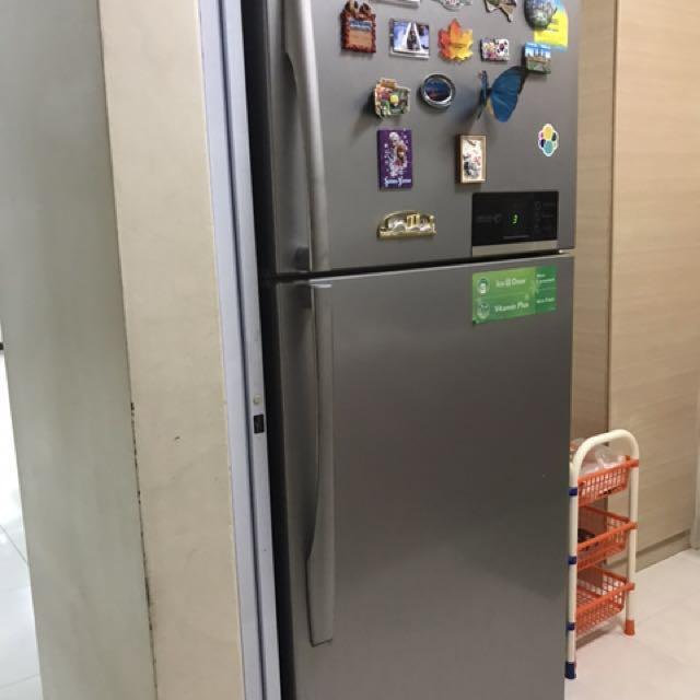 LG Refrigerator Quote your price and pick it up , TV & Home