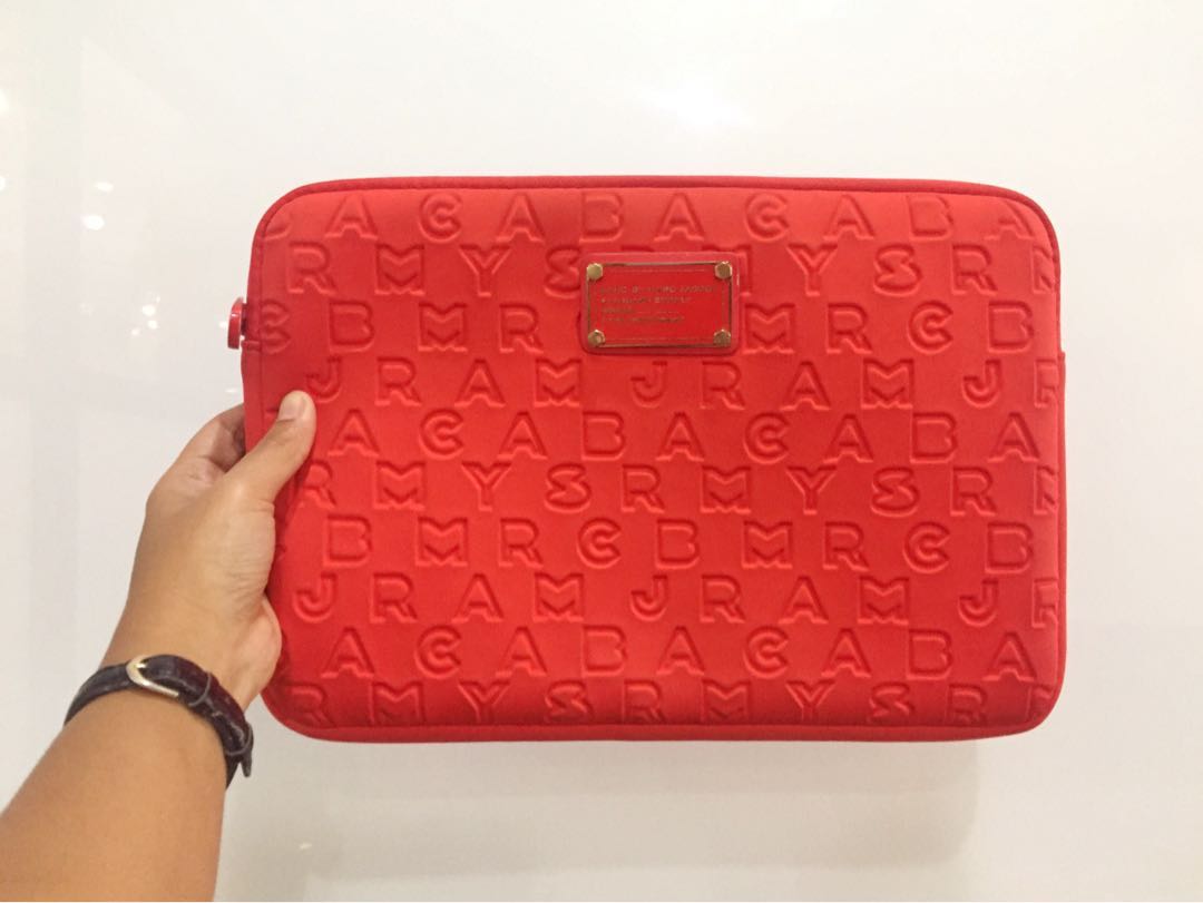 Marc jacobs laptop pouch deals