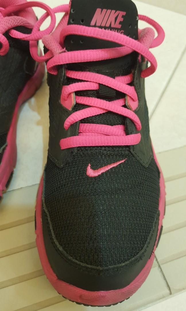 Nike black colour sports shoes shop