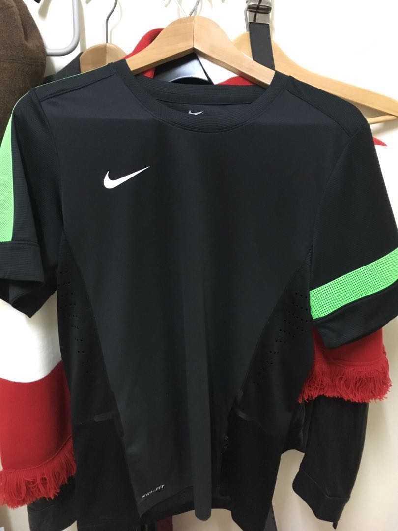 nike training kit