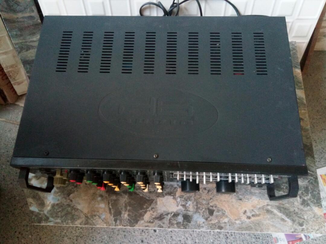 Pioneer 200 watts pair speaker with 350 watts amplifier, Audio