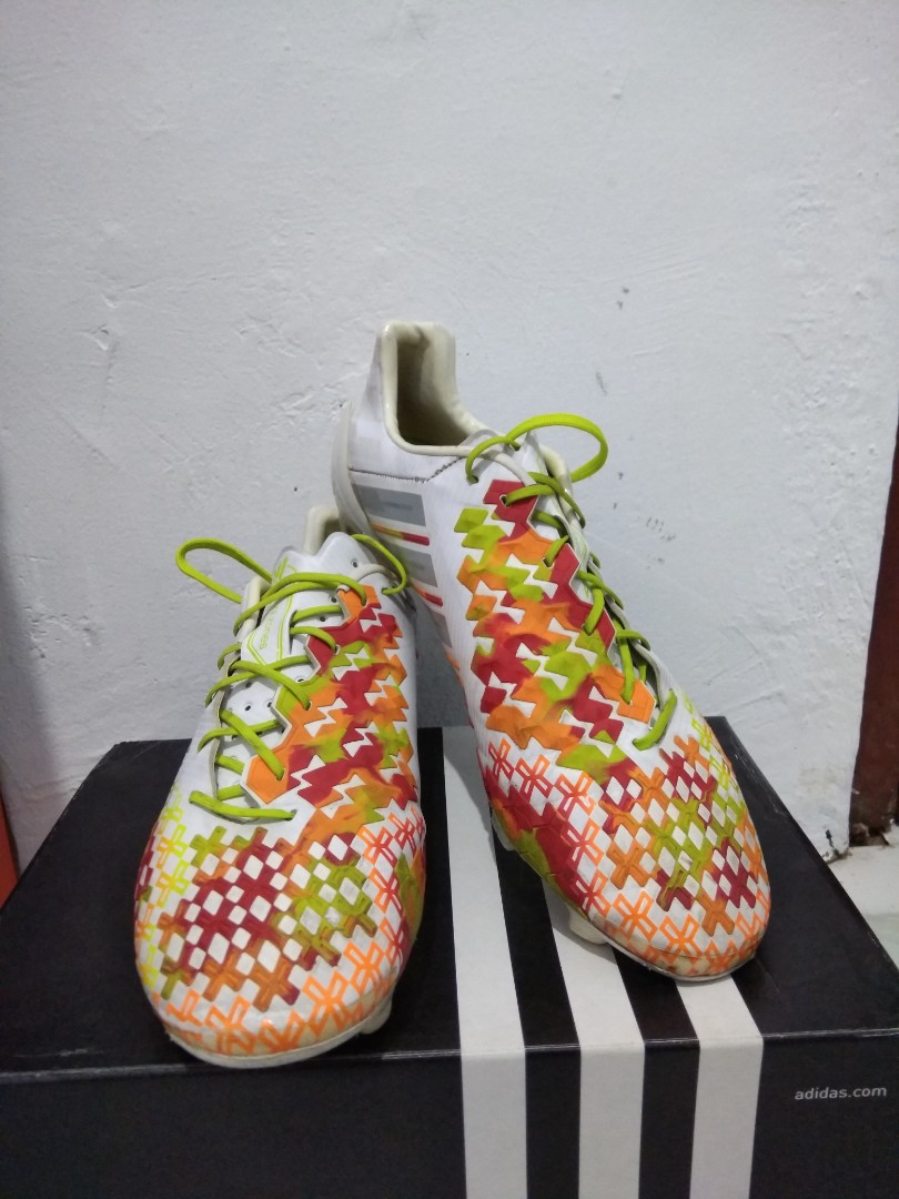 Sepatu Bola Adidas Predator Lethal 