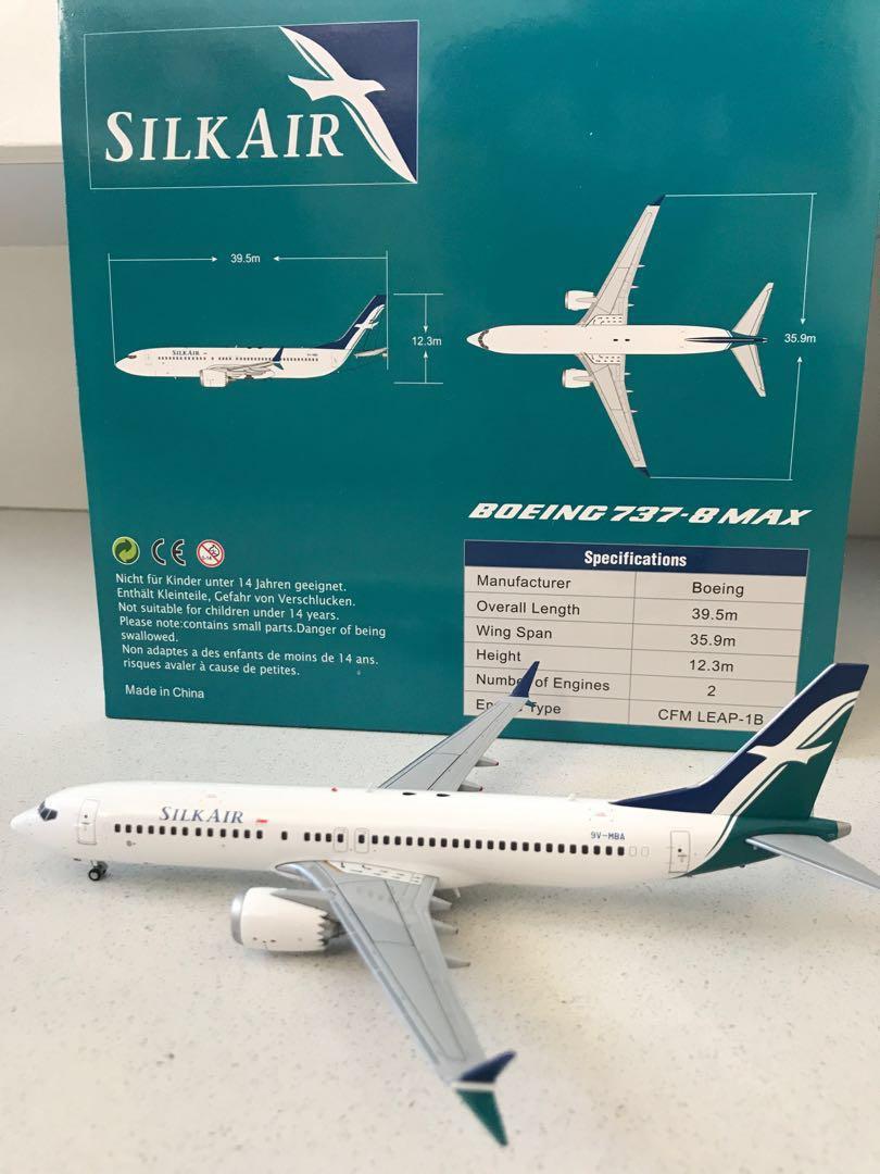 boeing 737 toy plane