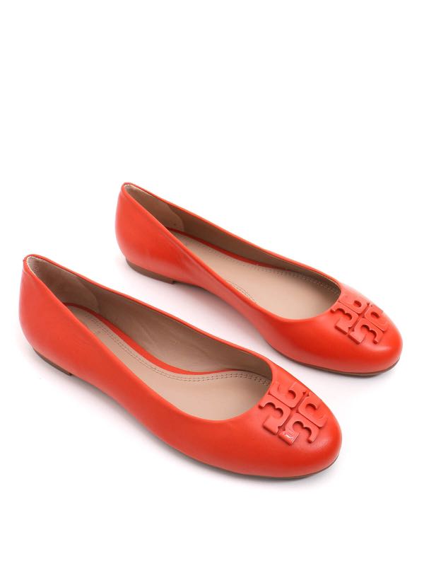 Tory Burch logo orange leather ballet flat
