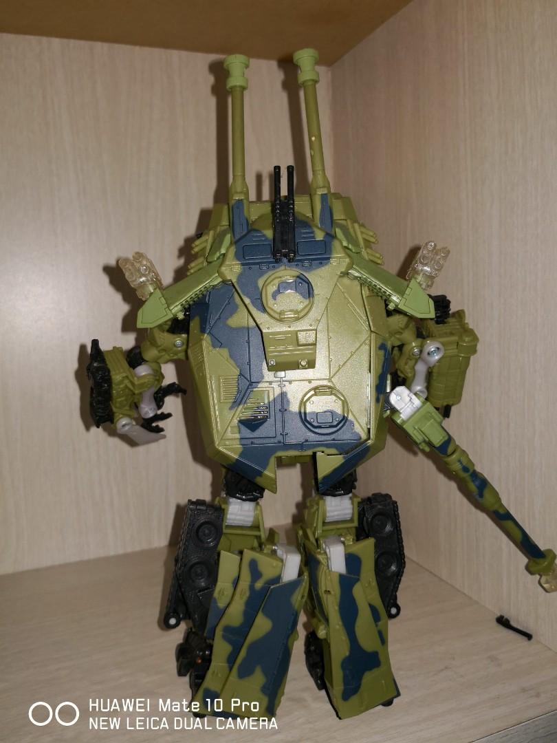 Transformer Leader class BRAWL movie series, Hobbies & Toys