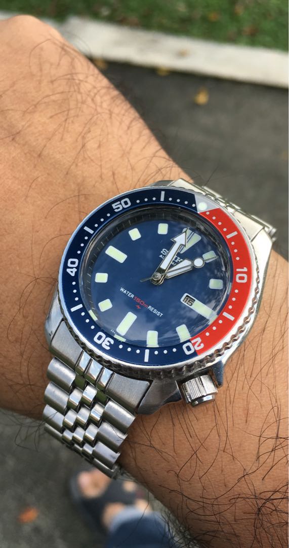 Vintage Seiko 4205 Pepsi Diver Automatic, Men's Fashion, Watches &  Accessories, Watches on Carousell