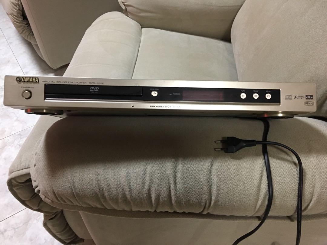 Yamaha DVD player DVDS550, TV & Home Appliances, TV & Entertainment