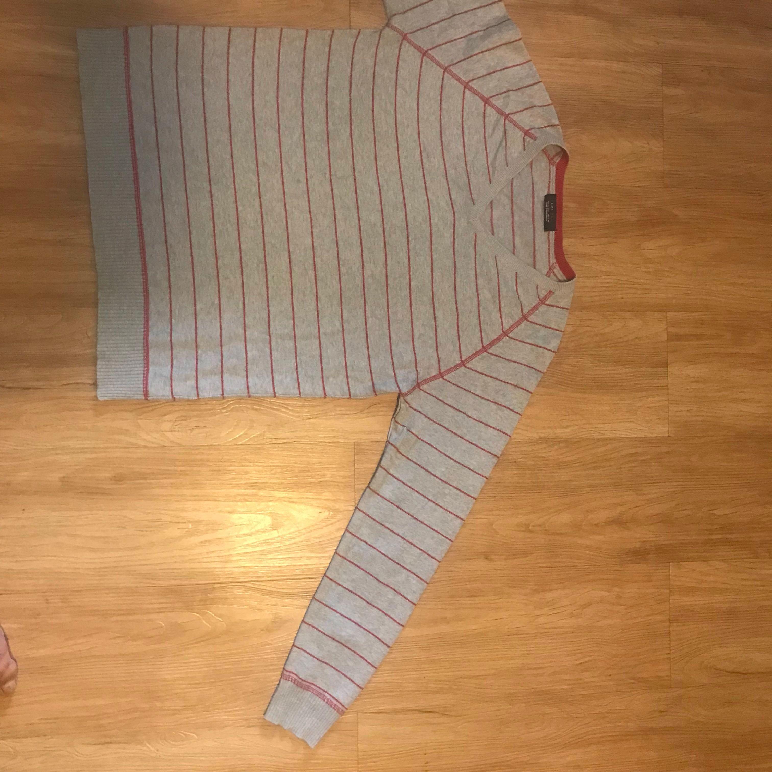 ZARA Sweat Shirt/Jumper (Category: Tshirts & Polo Shirts ) located in Mandaluyong City. Submitted by timtamaussie (Listing ID 192632928, Image 2). Description: This is a Pre loved item Well looked after In excellent condition Make an offer now before its gone #carousweldo.