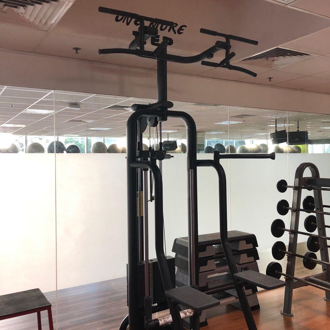 Assisted Pull Up Technogym, Sports Equipment, Exercise & Fitness, Cardio & Fitness Machines on