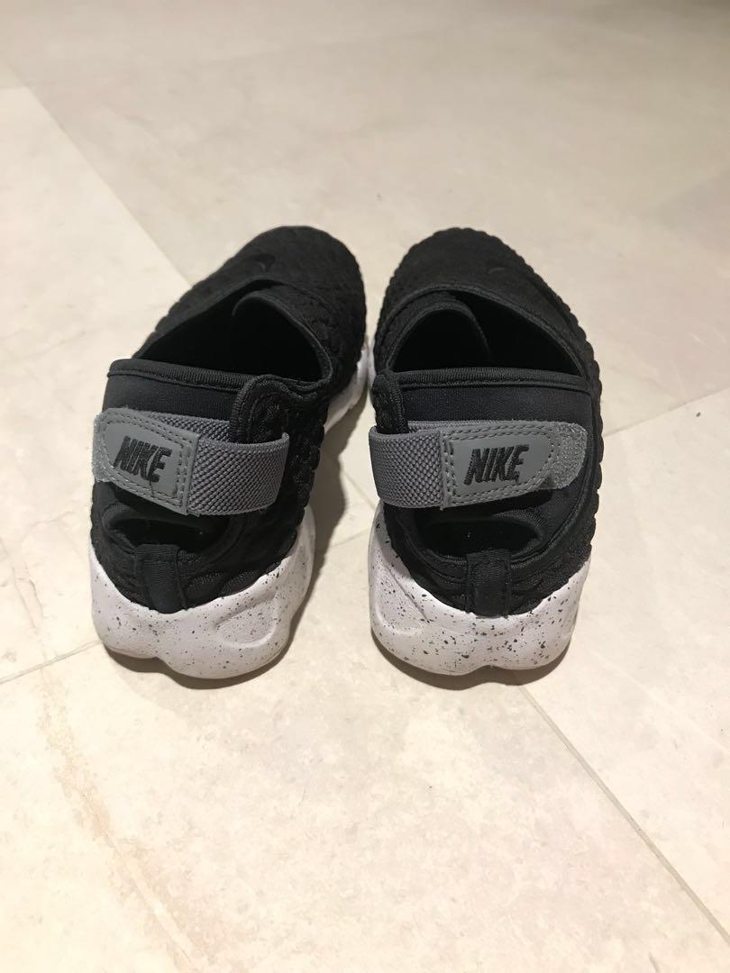 nike rift wrap
