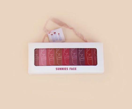 Holiday Bundle 💄 (Category: Makeup) located in Quezon City. Submitted by shopwithus08__ (Listing ID 202176912, Image 2). Description: .