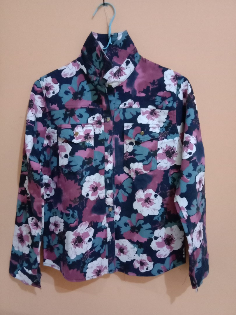Jaket Denim Flower Fesyen Wanita Pakaian Wanita Atasan Di Carousell