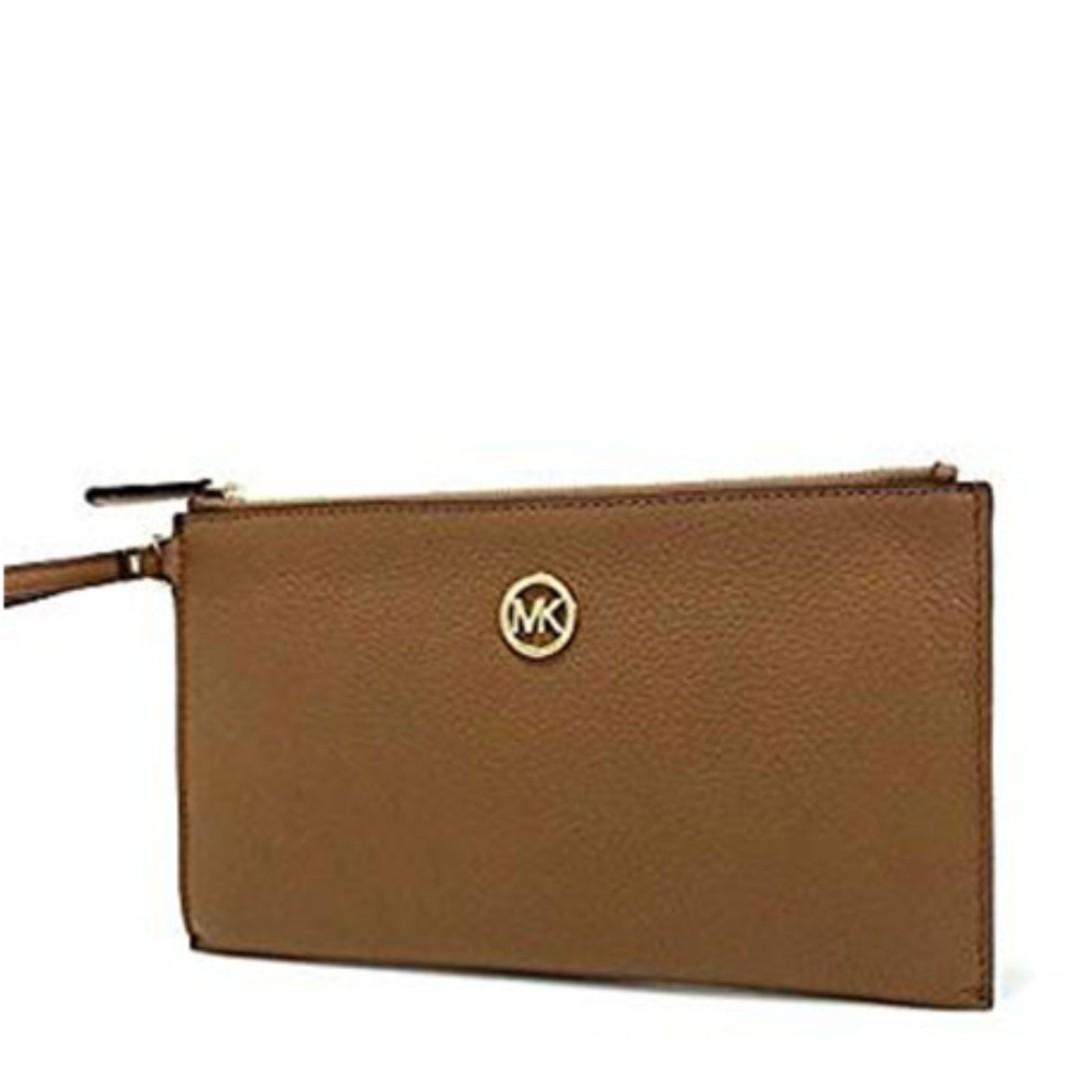 Mk fulton best sale large zip clutch