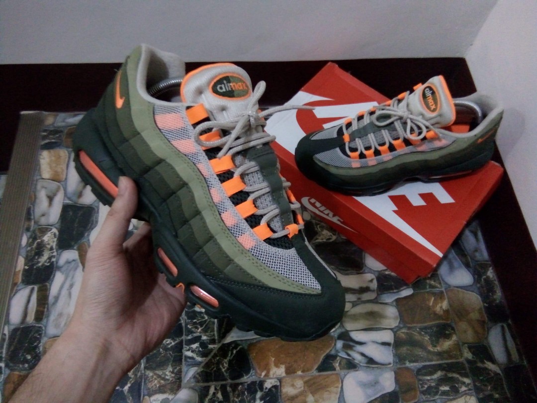 nike p6000 total orange