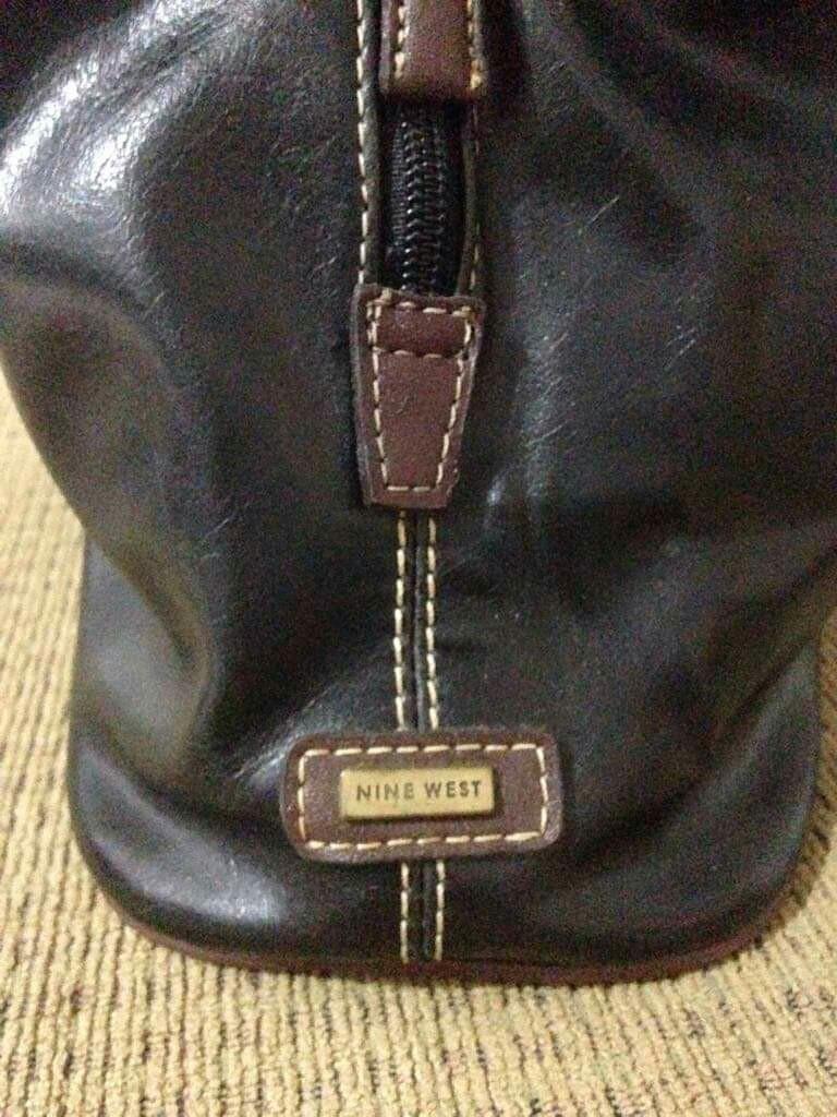 nine west leather purse
