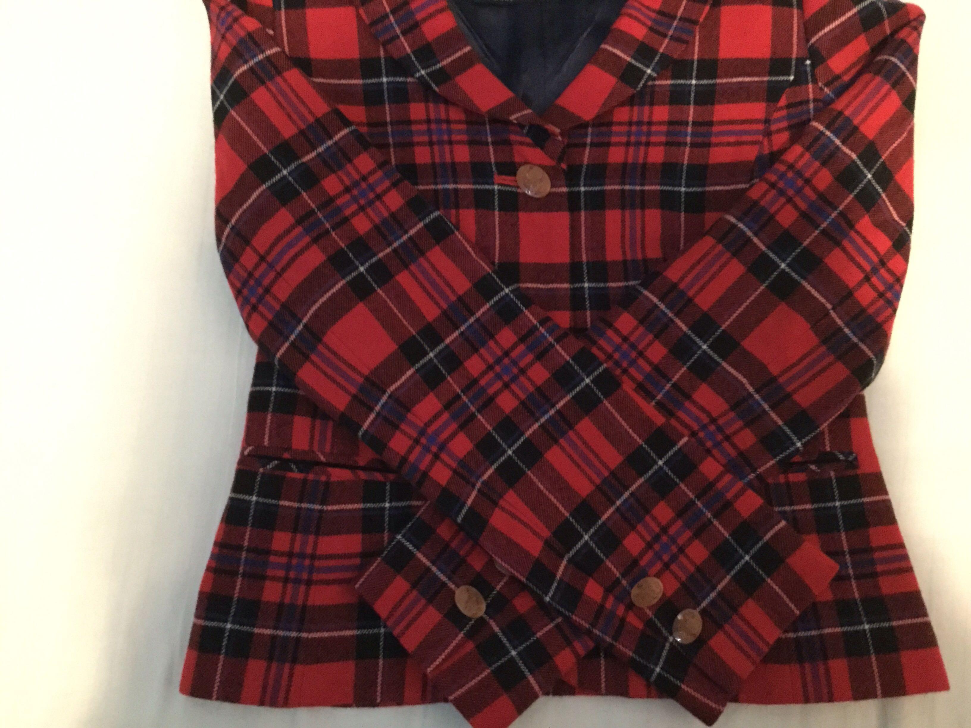 Red checked jacket （分類：外套及戶外衣服）位於 Hong Kong。 由 sopsopw 提交（商品編號 202061124，圖片 2）。簡介： 。