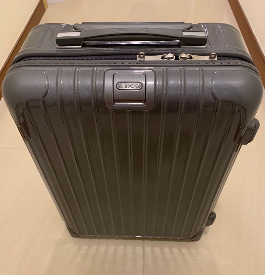 rimowa salsa deluxe 22