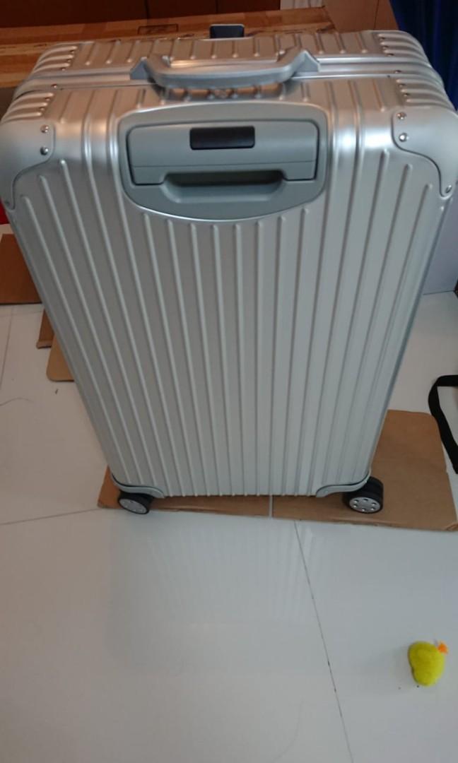 rimowa topas 82l