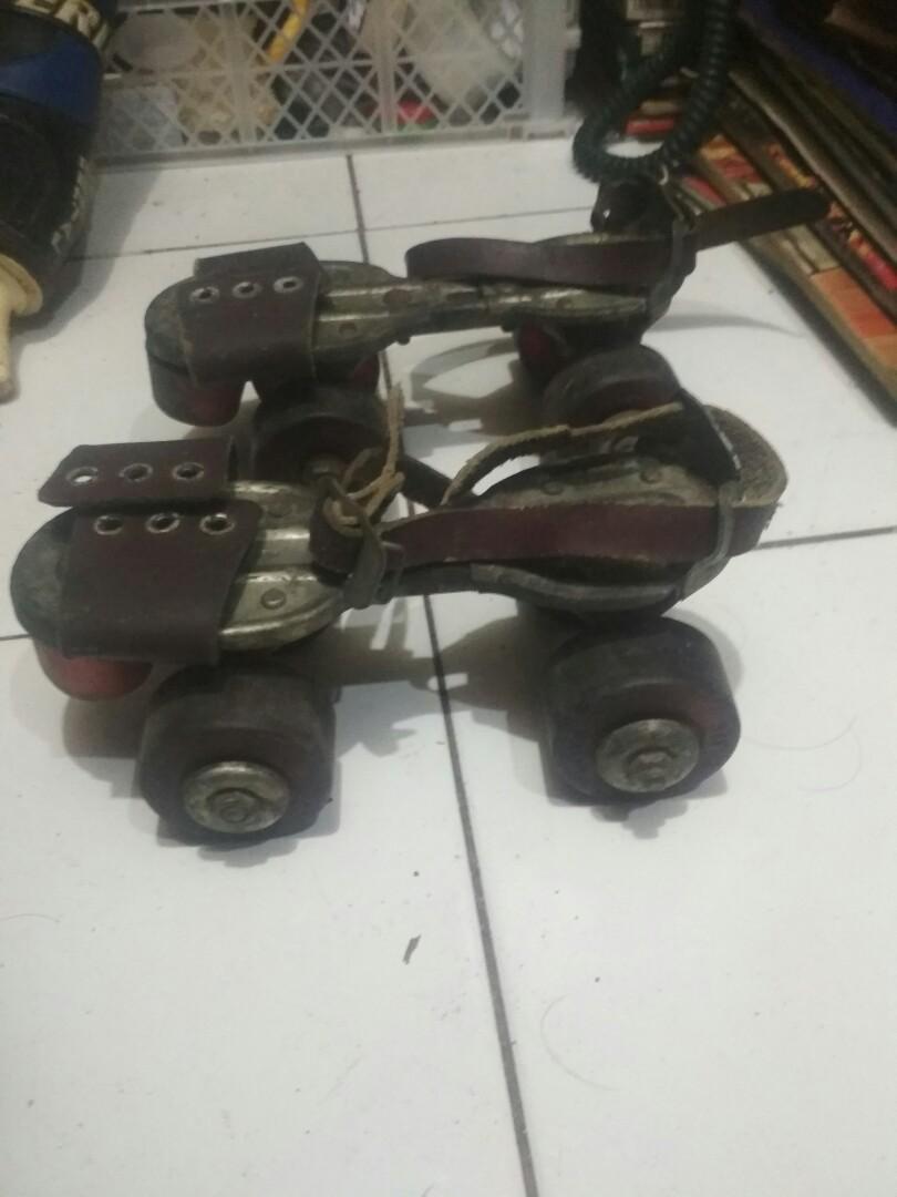 Sepatu Roda Jadul Antik Lainnya Di Carousell
