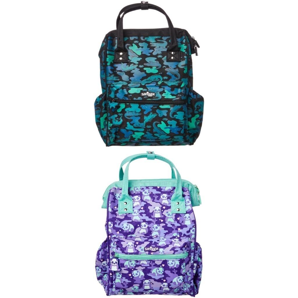 SMIGGLE BACKPACKS (Category: Diaper Bags & Wetbags) located in Manila. Submitted by chelley1234 (Listing ID 202114189, Image 1). Description: 2 zipped compartments with internal zip pocket Soft PVC outerWide easy open main compartment with double zip Easy access back panel zip Dual drink bottle sleeves Padded adjustable shoulder straps Dual carry handle Internal name label W 24cm x H 32cm x D 11cm 50% downpayment required to order. ETA mid Januar