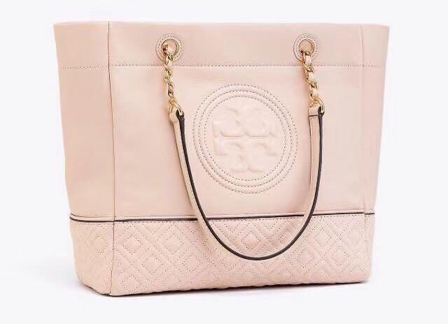 Tory Burch Fleming Tote, Women's Fashion, Bags & Wallets, Tote Bags on  Carousell