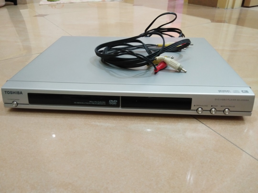 Toshiba DVD player SDK550SA, Audio, Portable Music Players on Carousell